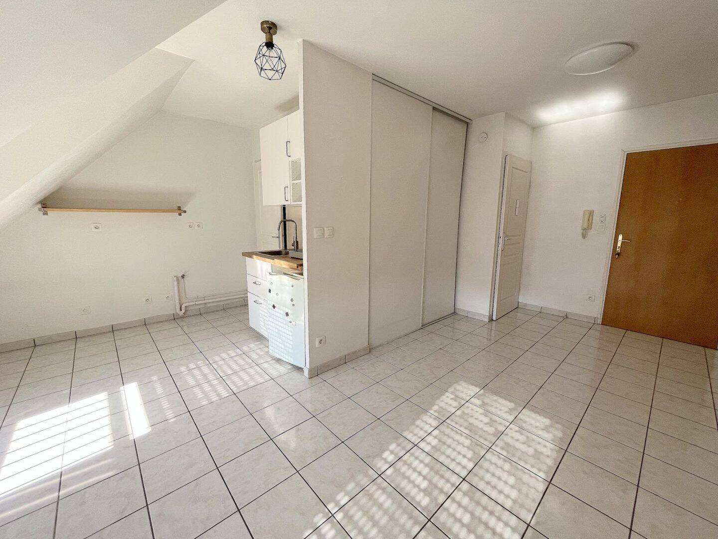 Appartement 1 pièce 24 m² · à Dijon · 24 m² · 495 €