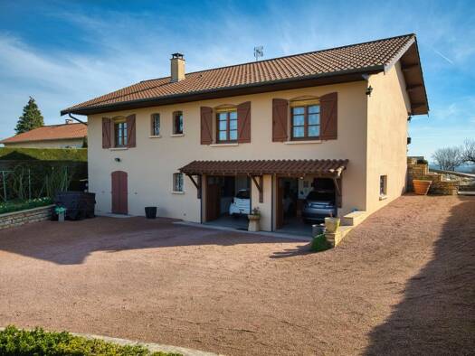 Maison à vendre 239 000 € 5 pièces 3 chambres 119 m² Saint-Albain 71260