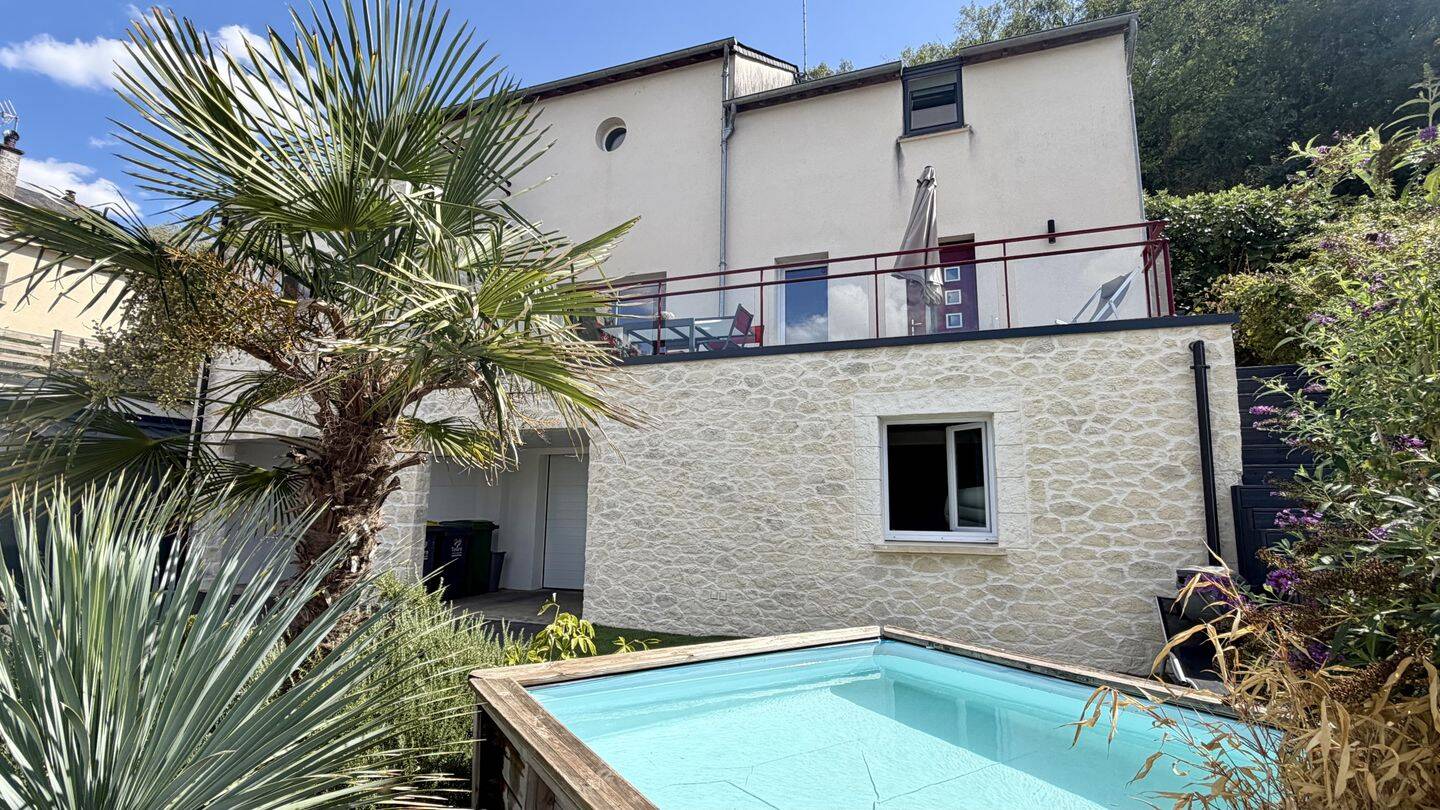 Maison 7 pièces 161 m² · à Savonnières · 161 m² · 469 000 €