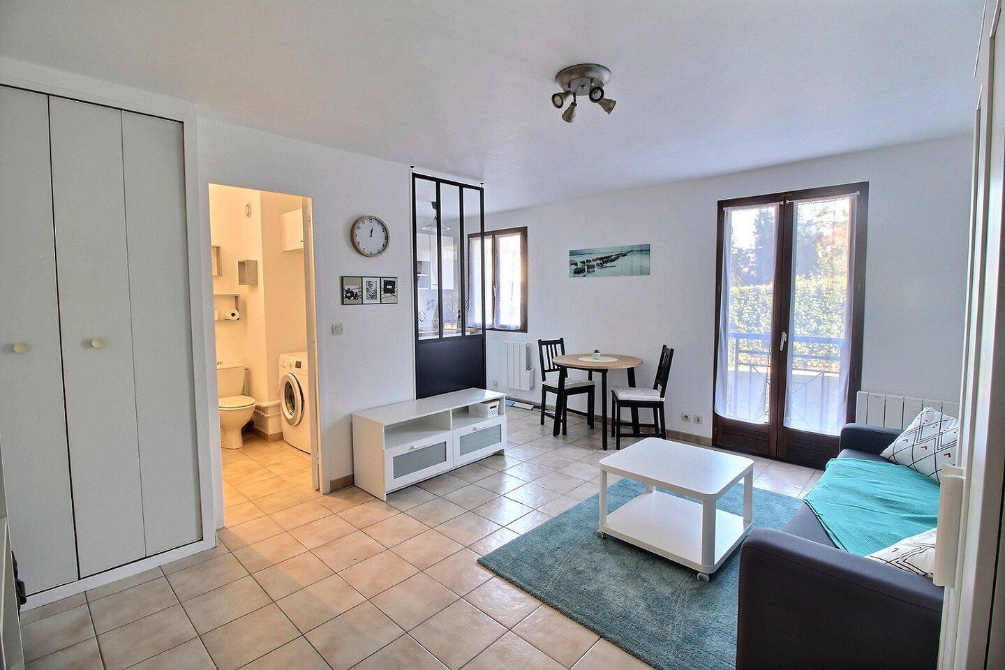 Appartement 1 pièce 27 m² · à Fontenay-le-Fleury · 26,6 m² · 140 000 €