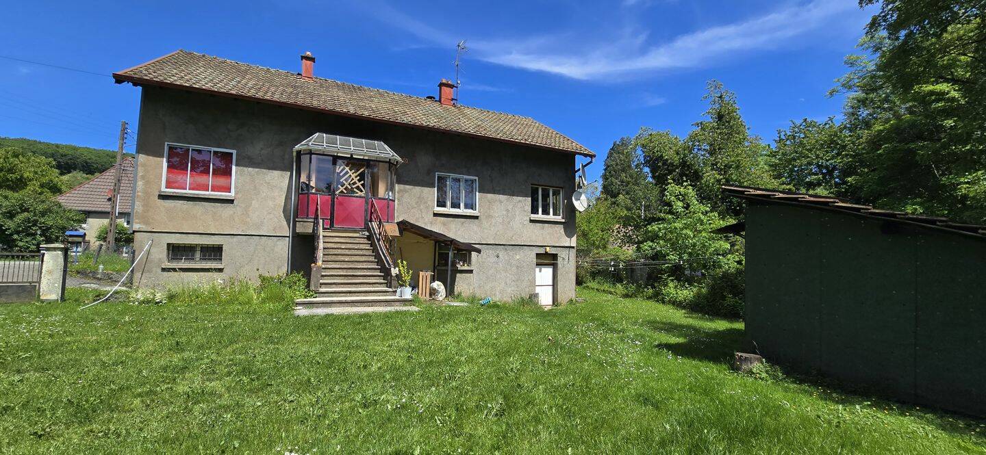 Maison 5 pièces 102 m² · à Rougemont-le-Château · 102 m² · 130 000 €