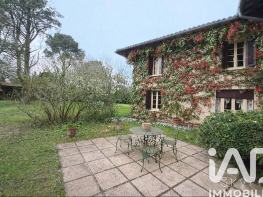 Maison à vendre 485 000 € 6 pièces 5 chambres 271 m² 2 620 m² de terrain Retjons 40120