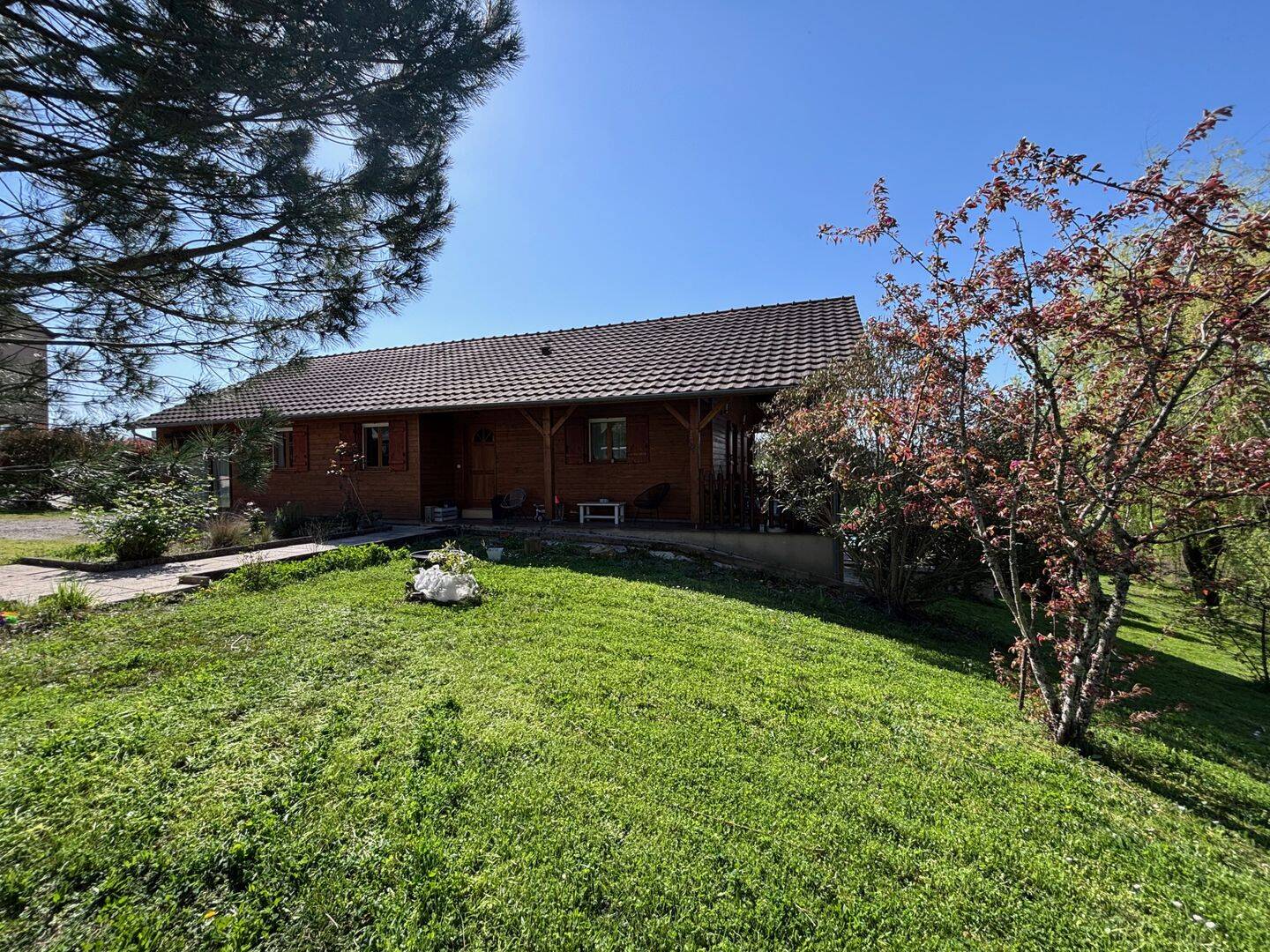 Maison 5 pièces 122 m² · à Donzenac · 122 m² · 249 100 €