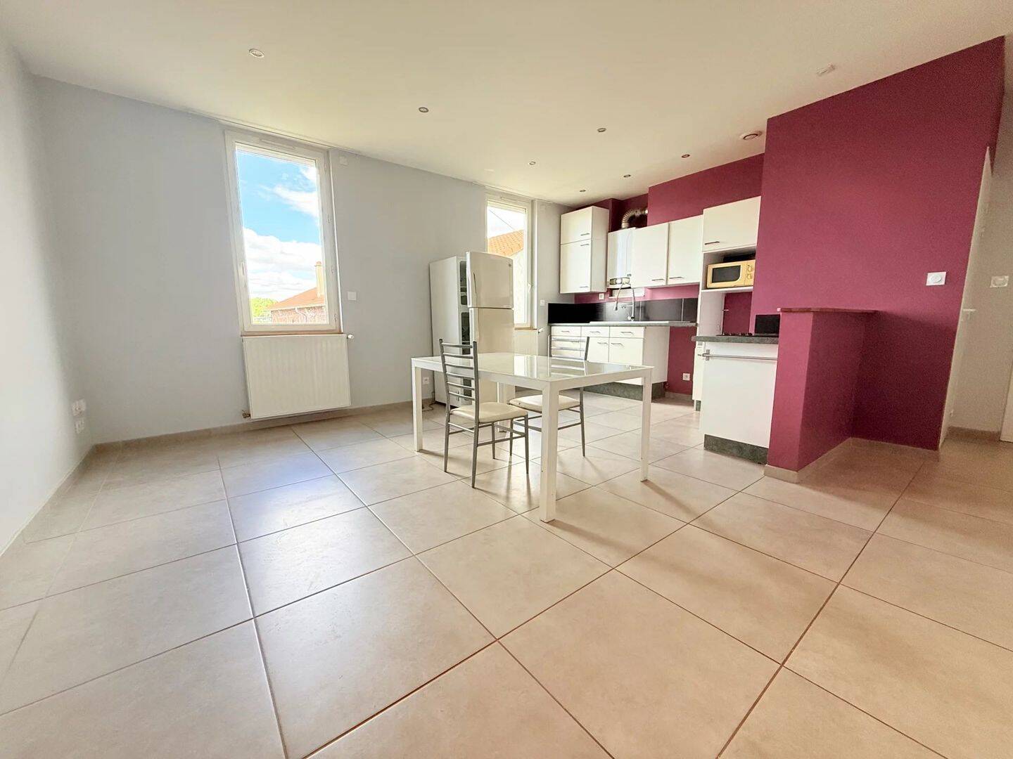 Appartement 2 pièces 46 m² · à Roche-la-Molière · 46 m² · 590 €/mois