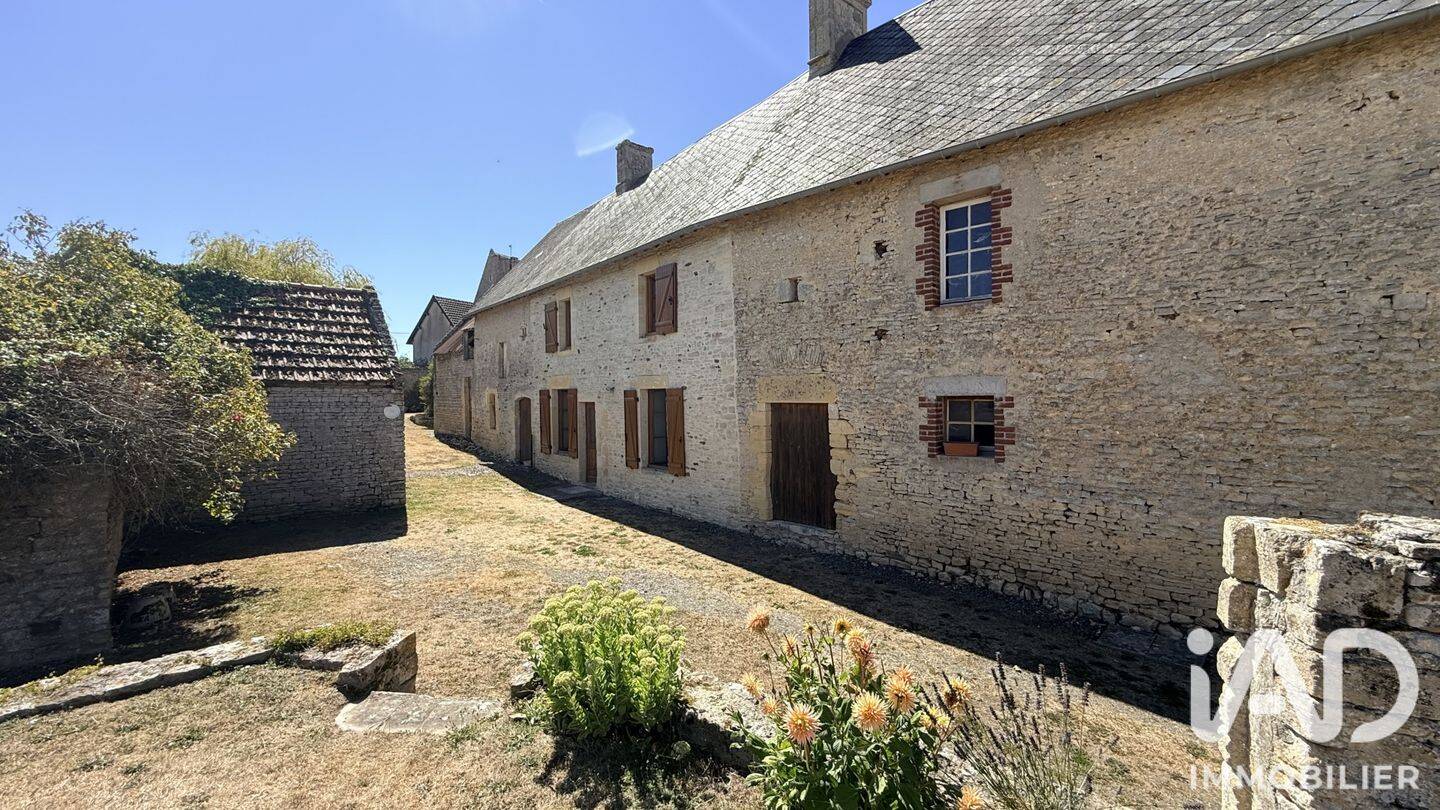 Maison 3 pièces 80 m² · à Longues-sur-Mer · 80 m² · 210 000 €