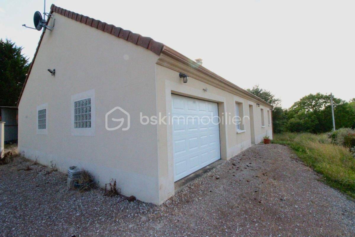 Maison 5 pièces 118 m² · à Égriselles-le-Bocage · 118 m² · 192 500 €
