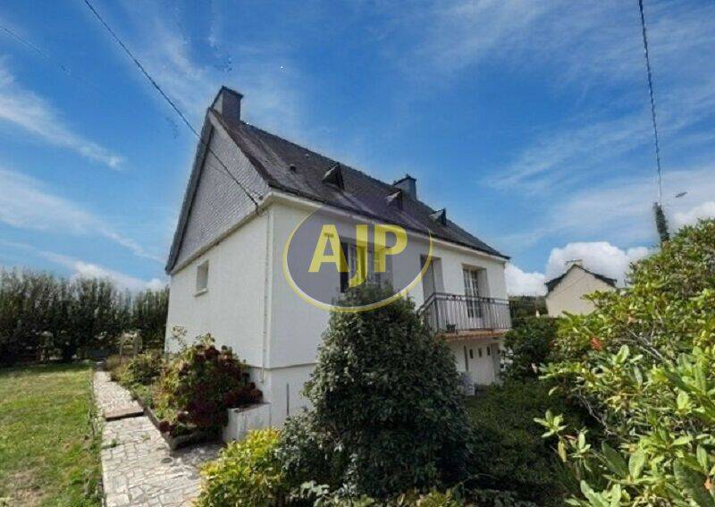 Maison 4 pièces 109 m² · à Le Sourn · 109 m² · 164 500 €