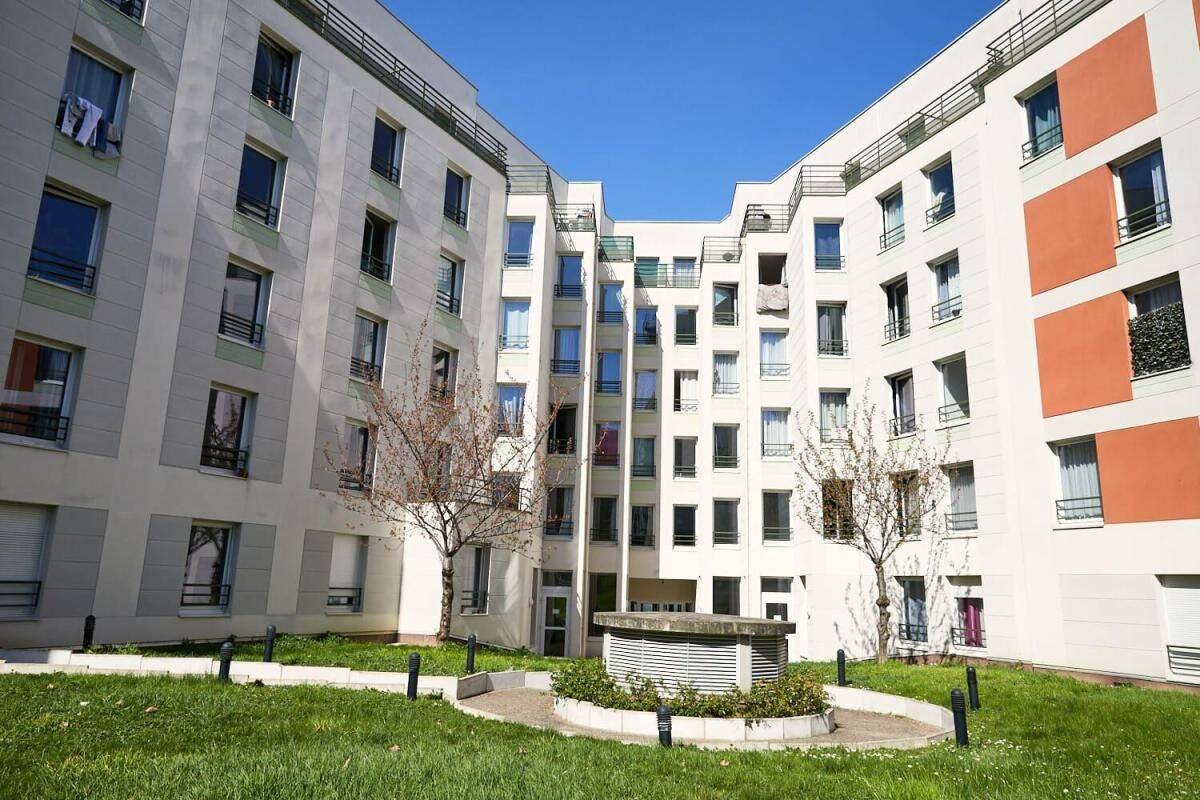 Appartement 1 pièce 20 m² · à Châtillon · 20 m² · 840 €