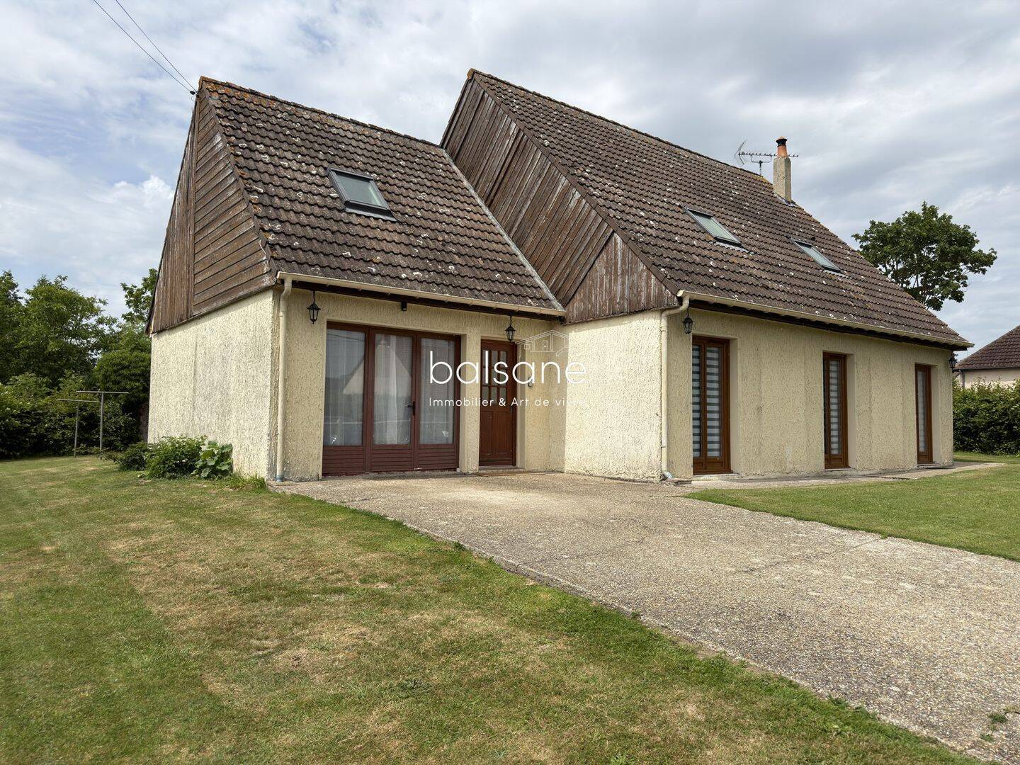 Maison 8 pièces 183 m² · à Grand Bourgtheroulde · 183 m² · 210 000 €