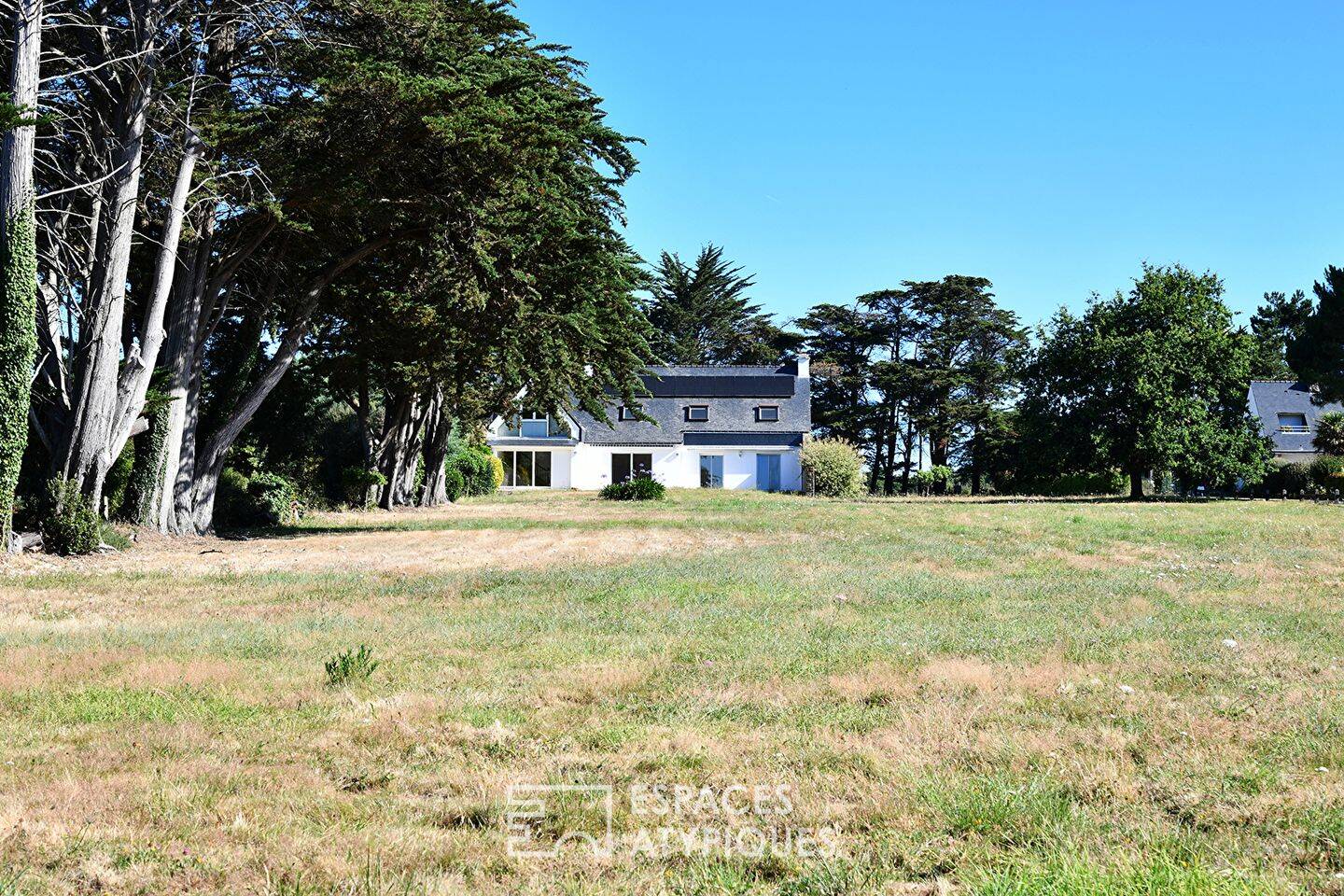 Maison 10 pièces 233 m² · à Sarzeau · 233 m² · 1 050 000 €