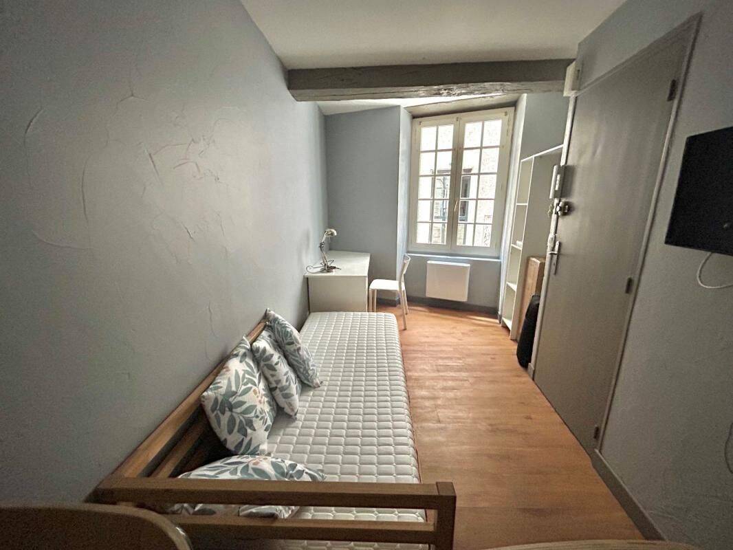 Appartement 1 pièce 15 m² · à Périgueux · 14,9 m² · 280 €