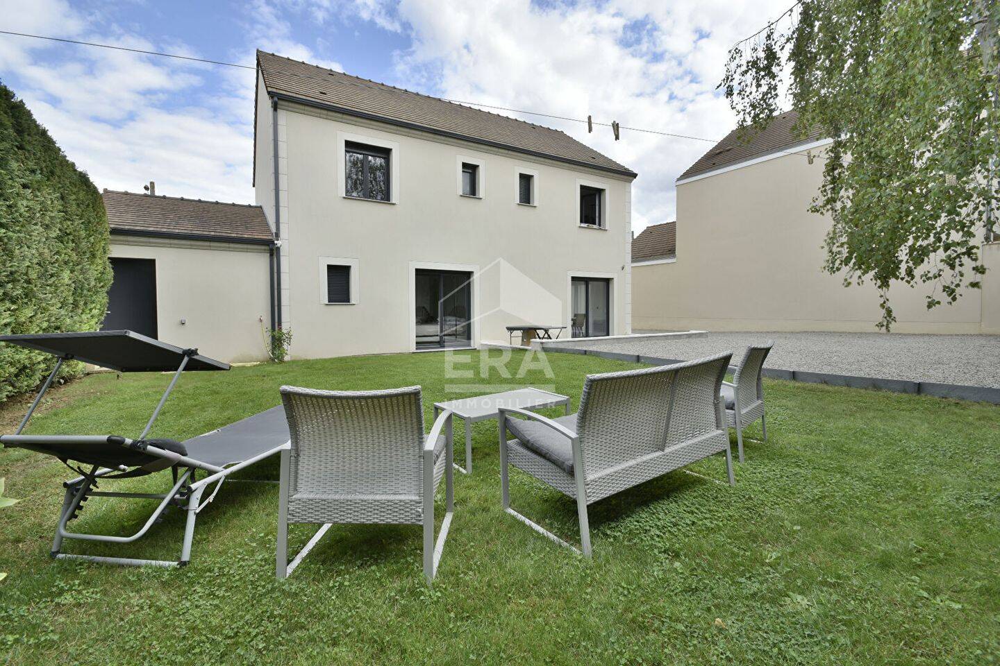 Maison 6 pièces 139 m² · à Galluis · 138,5 m² · 480 000 €