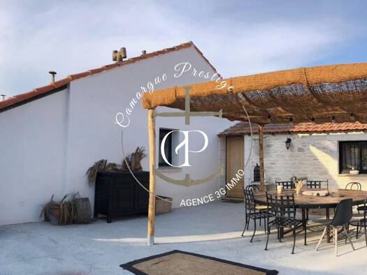 Maison de plain-pied à vendre 498 000 € 6 pièces 3 chambres 90 m² 500 m² de terrain Saintes-Maries-de-la-Mer 13460