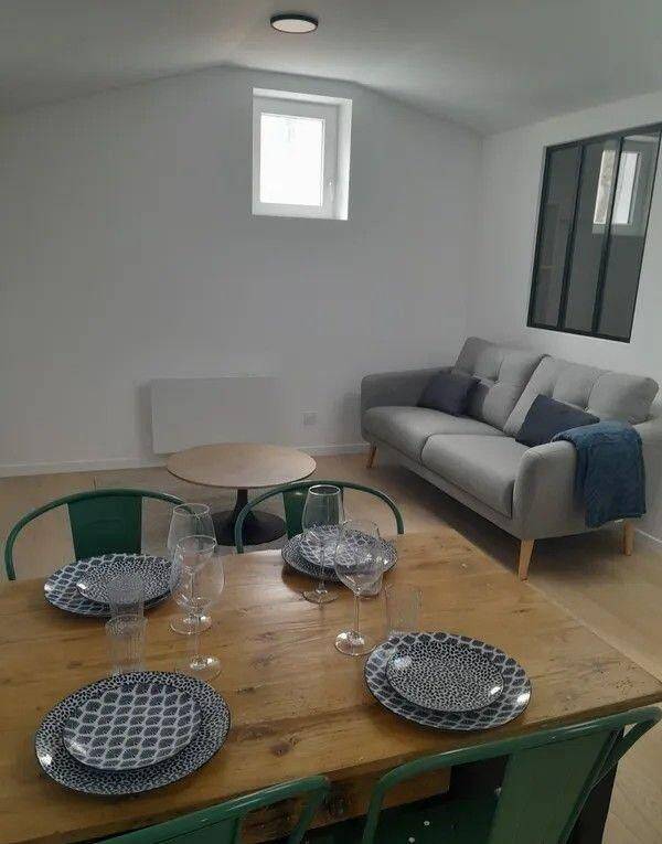 Appartement 2 pièces 38 m² · à Lyon 6ème Arrondissement · 38 m² · 995 €