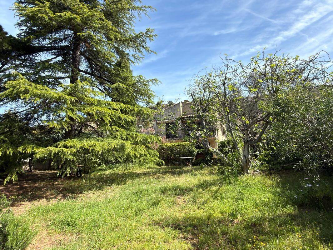 Maison 5 pièces 164 m² · à Vitrolles · 164 m² · 440 000 €