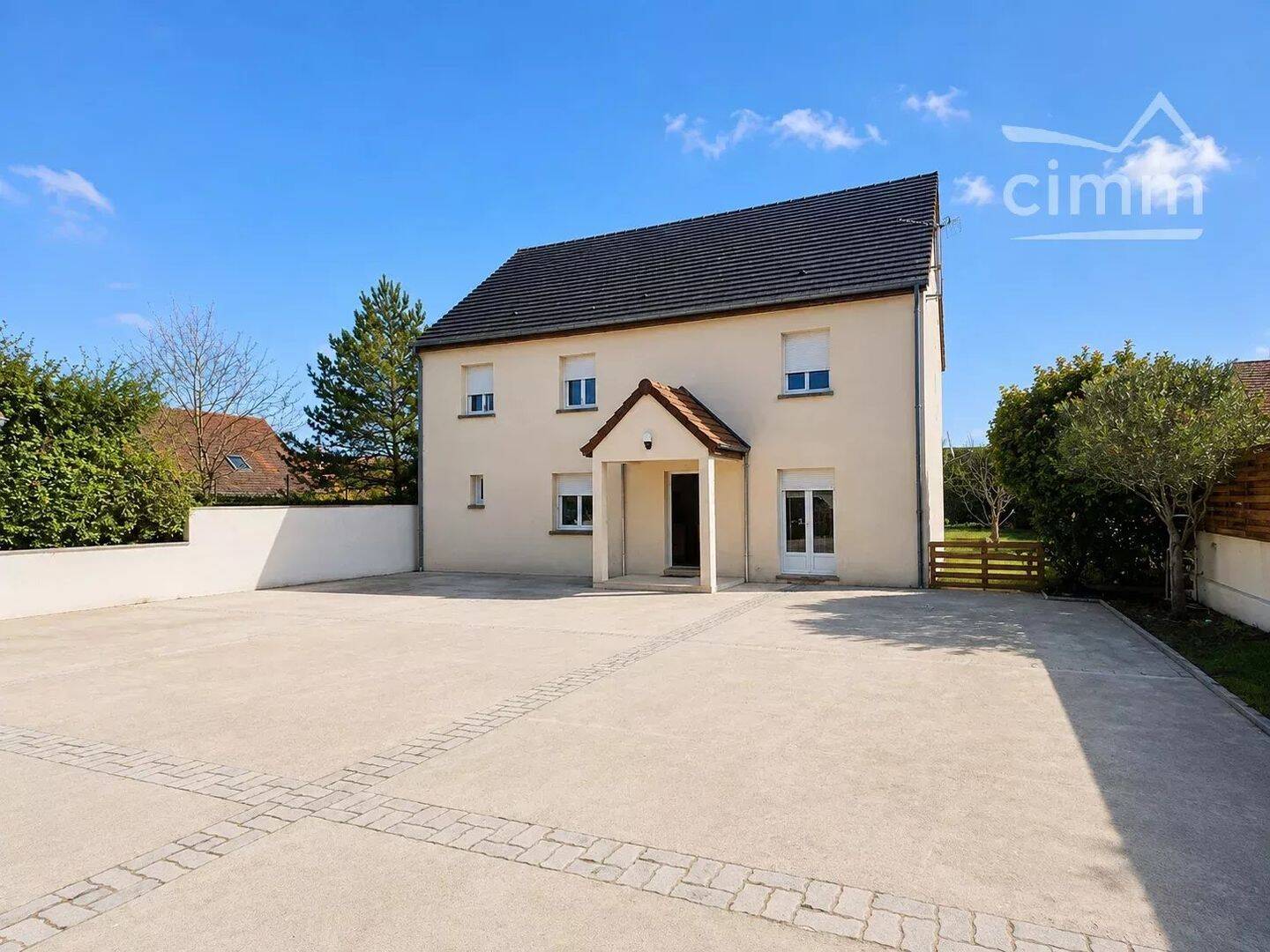 Maison 7 pièces 187 m² · à Vineuil · 187 m² · 262 000 €
