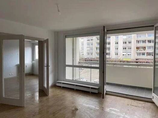Appartement à vendre 218 000 € 4 pièces 2 chambres 94 m² RDC/4 Centre Ouest Guebwiller 68500