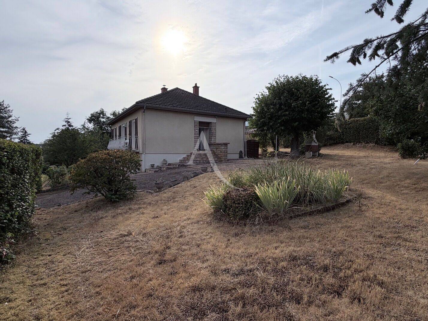 Maison 6 pièces 125 m² · à Le Creusot · 125 m² · 180 000 €