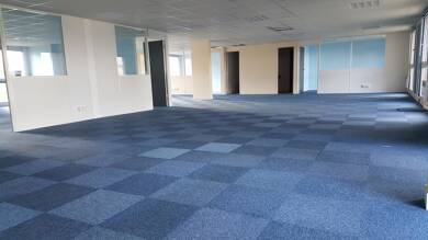Loft à louer 2 100 € 4 pièces 200 m² 3 étages Beaumont-Vauquois Orléans 45000