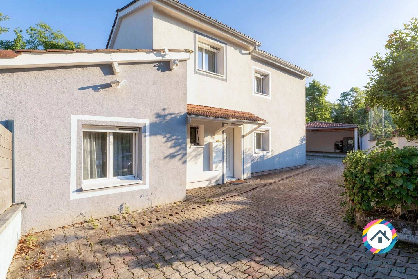 Maison 6 pièces 103 m² · à Jassans-Riottier · 103,2 m² · 299 000 €