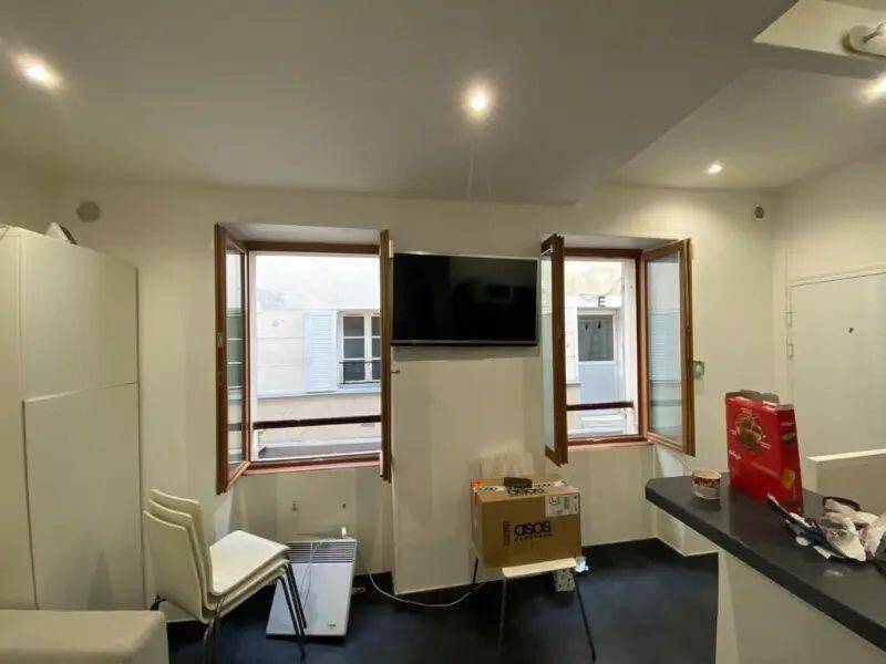 Appartement 1 pièce 22 m² · à Paris 15ème Arrondissement · 22 m² · 985 €