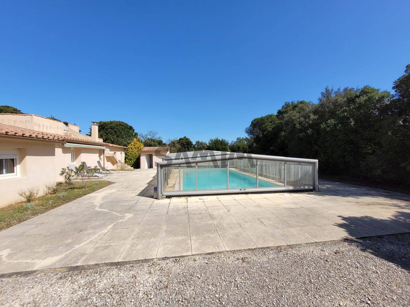 Maison 6 pièces 194 m² · à Clarensac · 193,6 m² · 737 500 €