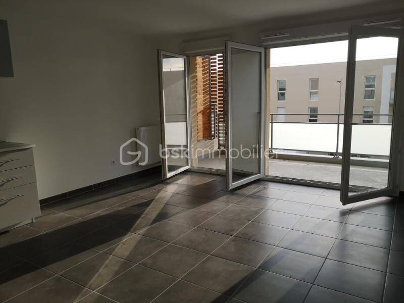 Appartement 3 pièces 59 m² · à Gignac-la-Nerthe · 59 m² · 905 €