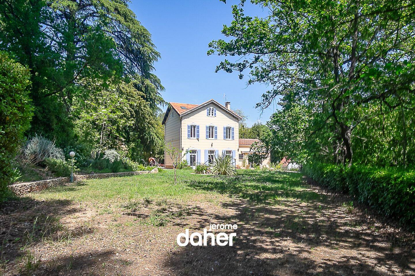 Maison 15 pièces 316 m² · à Aubagne · 316 m² · 1 595 000 €