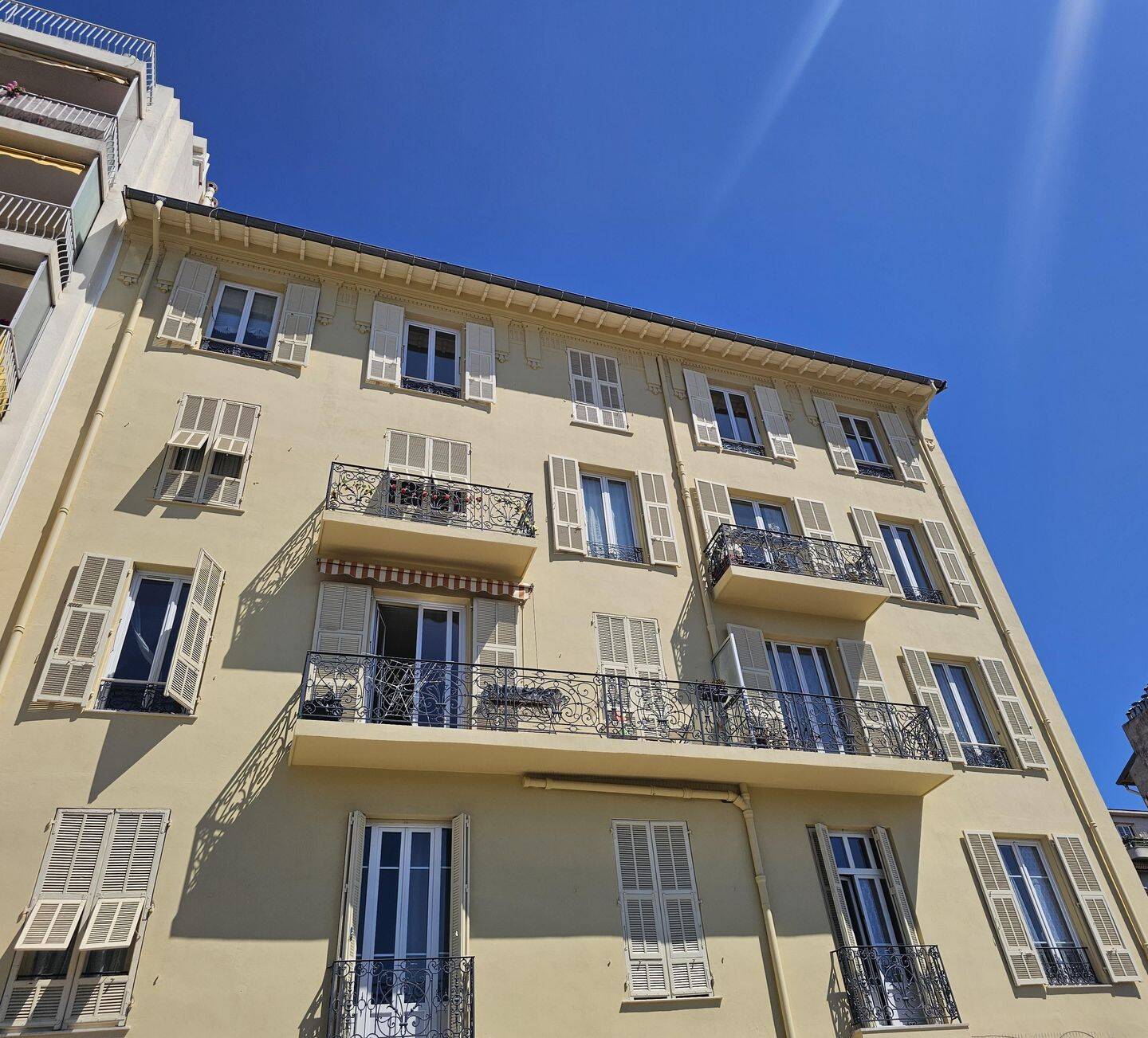 Appartement 2 pièces 52 m² · à Nice · 52 m² · 220 000 €