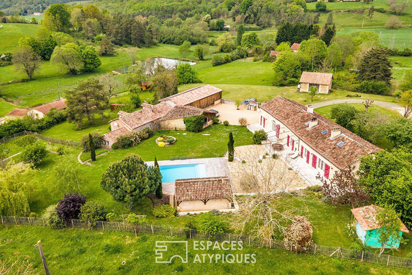 Maison 9 pièces 296 m² · à Villamblard · 296 m² · 895 000 €