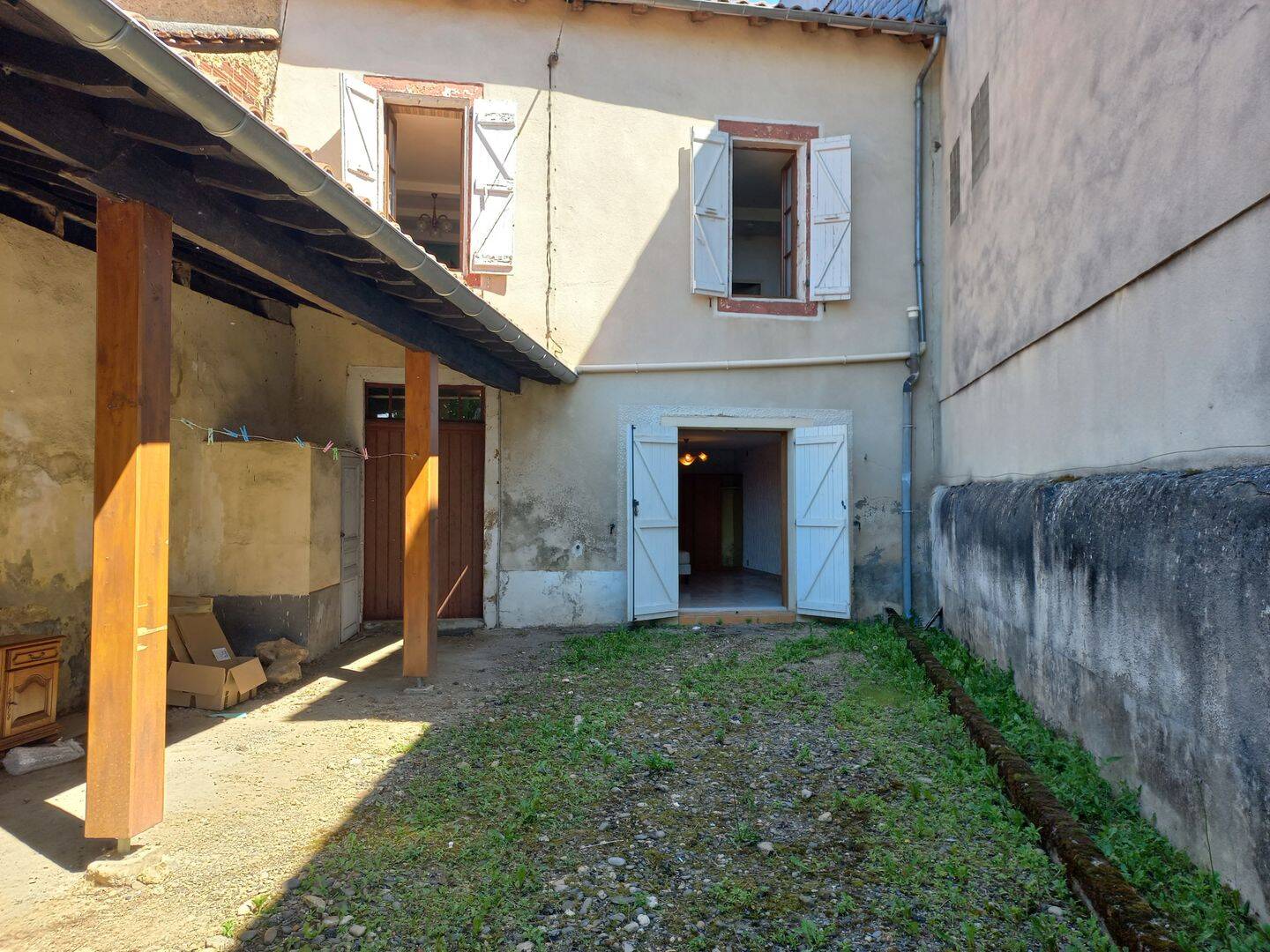 Maison 3 pièces 75 m² · à Mirande · 75 m² · 69 000 €