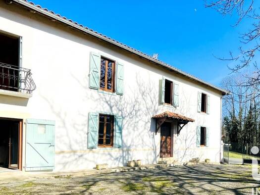 Maison à vendre 169 000 € 4 pièces 3 chambres 153 m² 1 300 m² de terrain Lespugue 31350