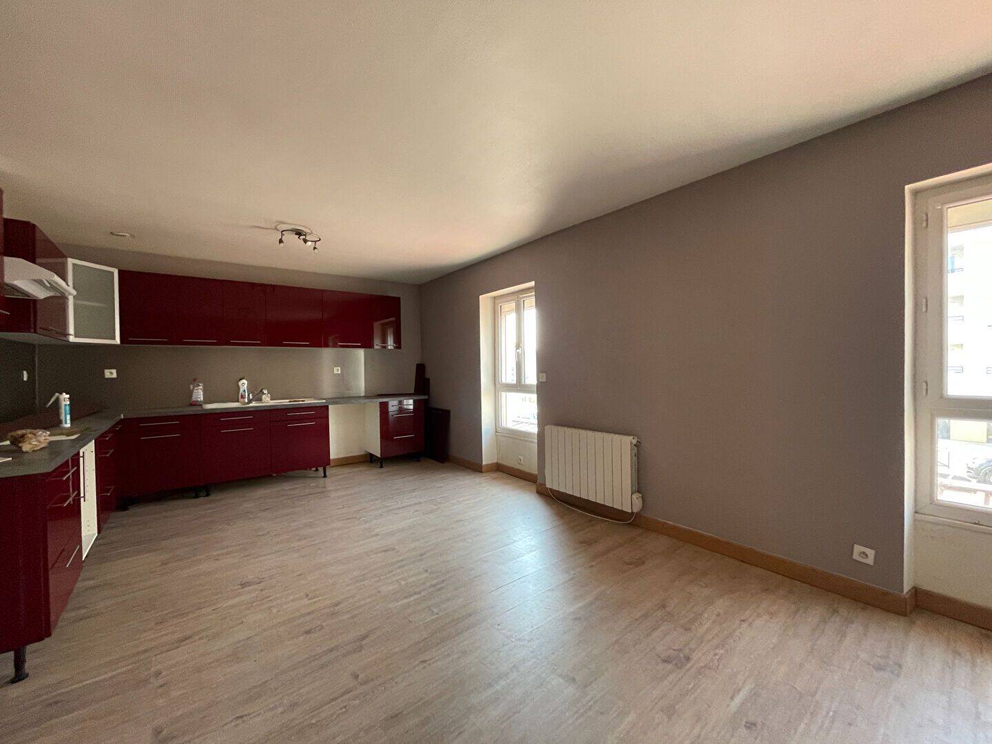 Appartement 4 pièces 97 m² · à Melun · 97 m² · 1 100 €