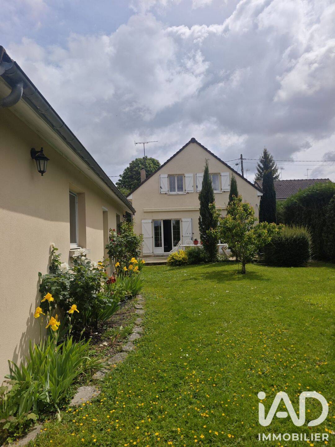 Maison 8 pièces 156 m² · à Nogent-sur-Seine · 156 m² · 332 000 €