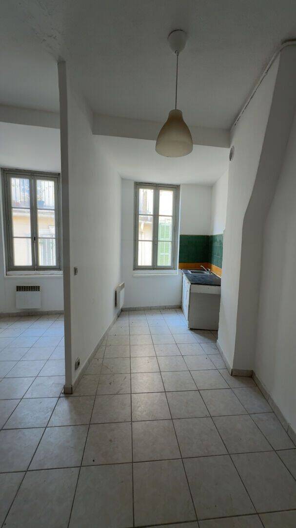 Appartement 2 pièces 33 m² · à Marseille 2ème Arrondissement · 33 m² · 700 €