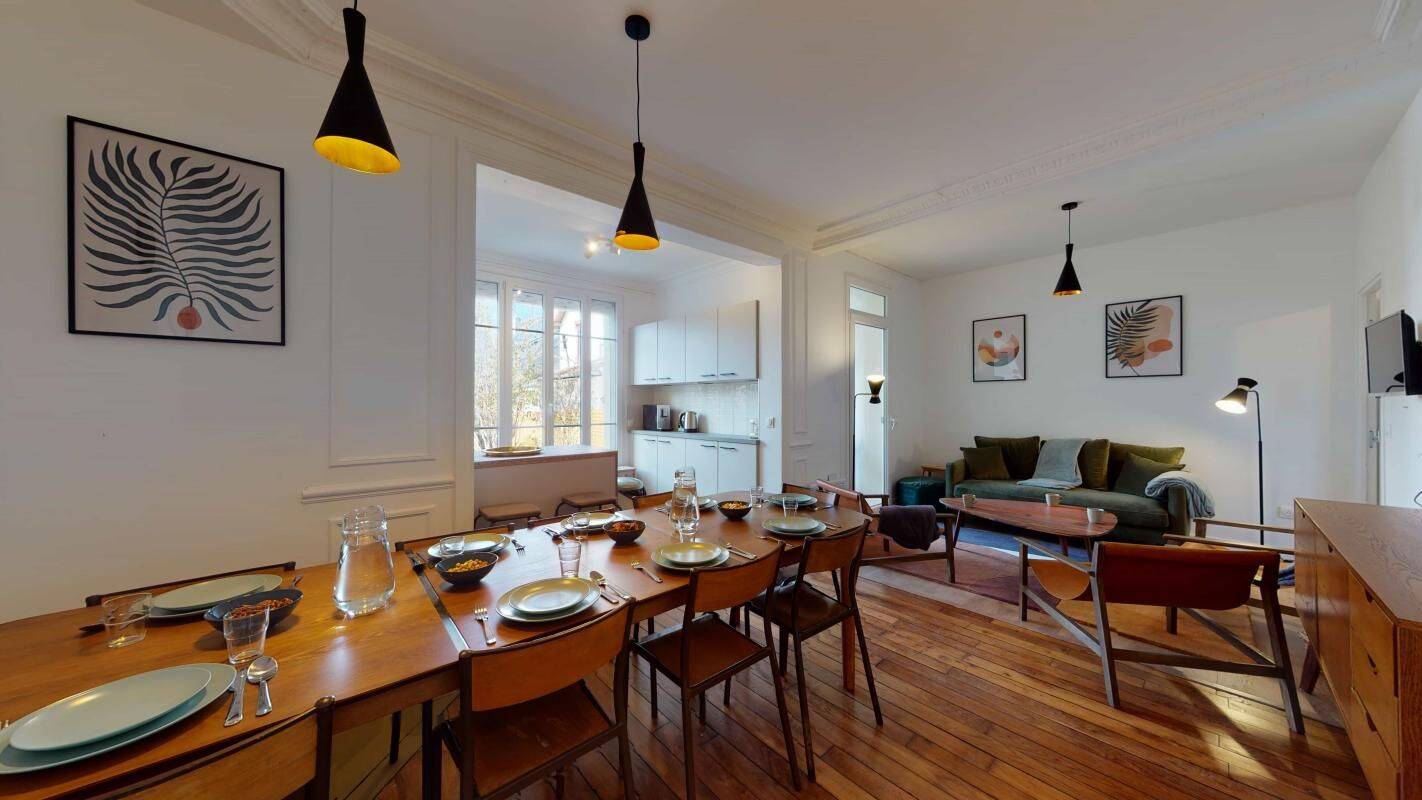 Appartement 1 pièce 170 m² · à Colombes · 170 m² · 860 €