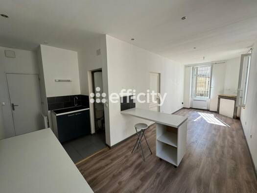 Appartement à vendre 91 000 € 2 pièces 1 chambre 36 m² RDC/3 Charras Clermont-Ferrand 63100