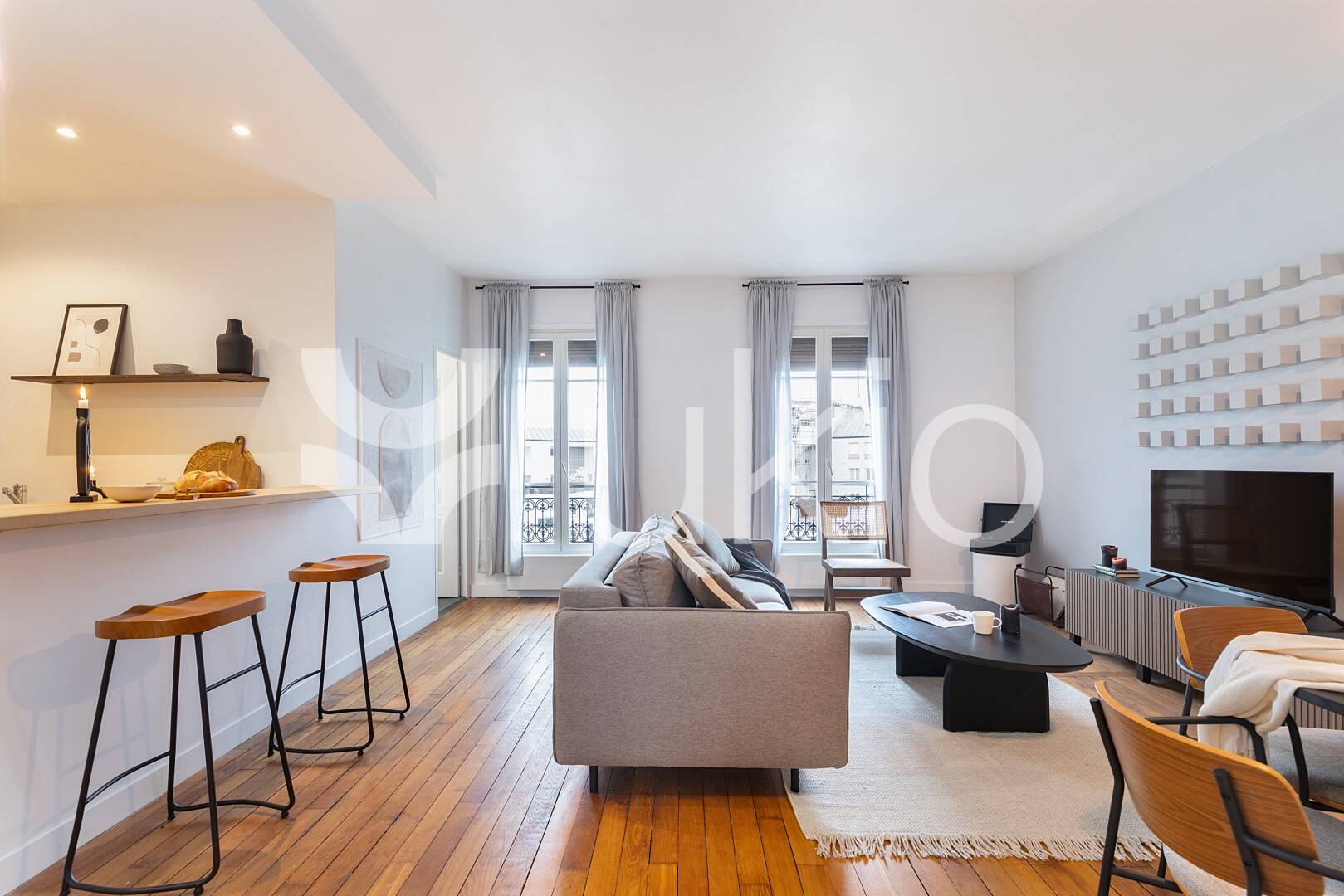 Appartement 2 pièces 60 m² · à Paris 17ème Arrondissement · 60 m² · 4 340 €