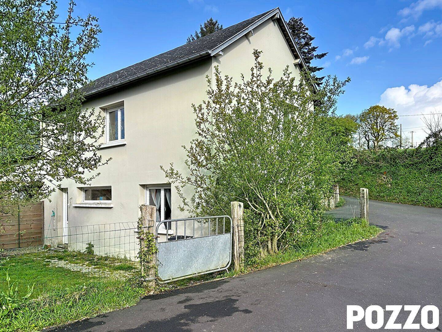 Appartement 2 pièces 44 m² · à La Haye-Pesnel · 43,7 m² · 490 €/mois
