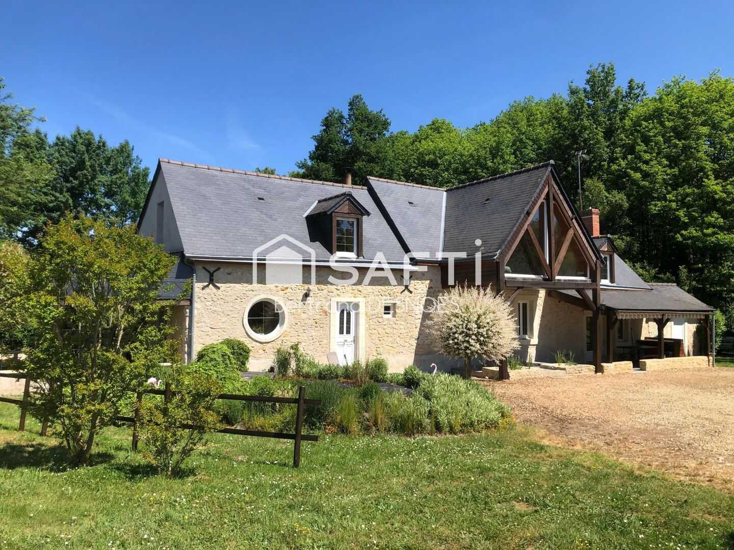 Maison 4 pièces 167 m² · à Parcé-sur-Sarthe · 167 m² · 310 000 €