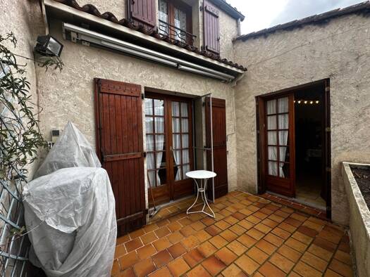 Maison à vendre 153 500 € 4 pièces 3 chambres 102 m² 174 m² de terrain Angoulême 16000