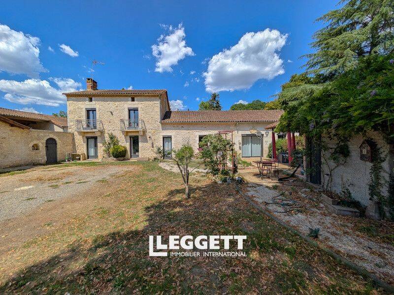 Maison 4 pièces 156 m² · à Vaunac · 156 m² · 247 500 €