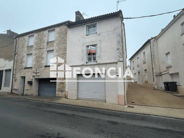 Appartement 3 pièces 68 m² · à Migné-Auxances · 67,6 m² · 657 €