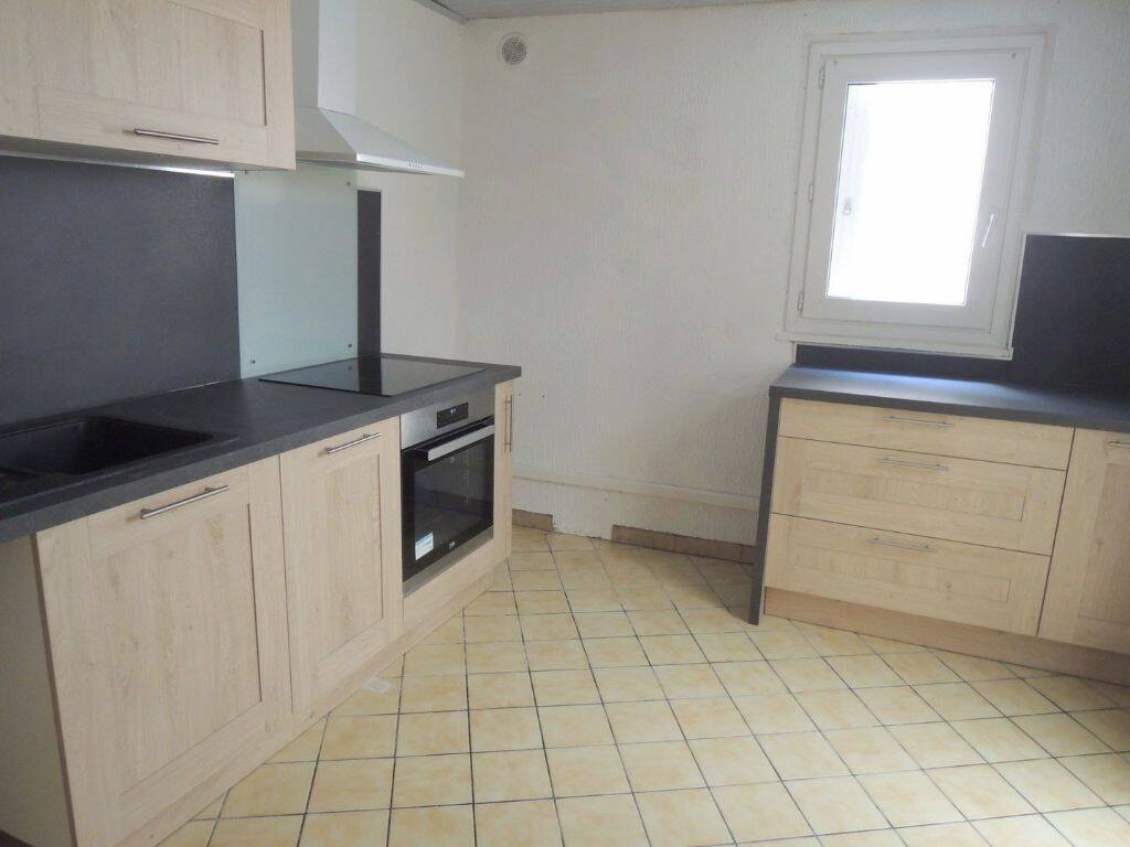 Maison 4 pièces 98 m² · à Marguerittes · 98,4 m² · 675 €