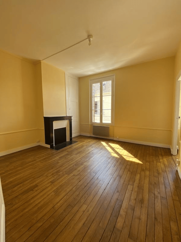 Appartement 2 pièces 51 m² · à Sens · 50,8 m² · 550 €