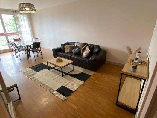 Appartement à louer 900 € 2 pièces 1 chambre 62 m² Étage 1/1 Saint Germain Compiègne 60200