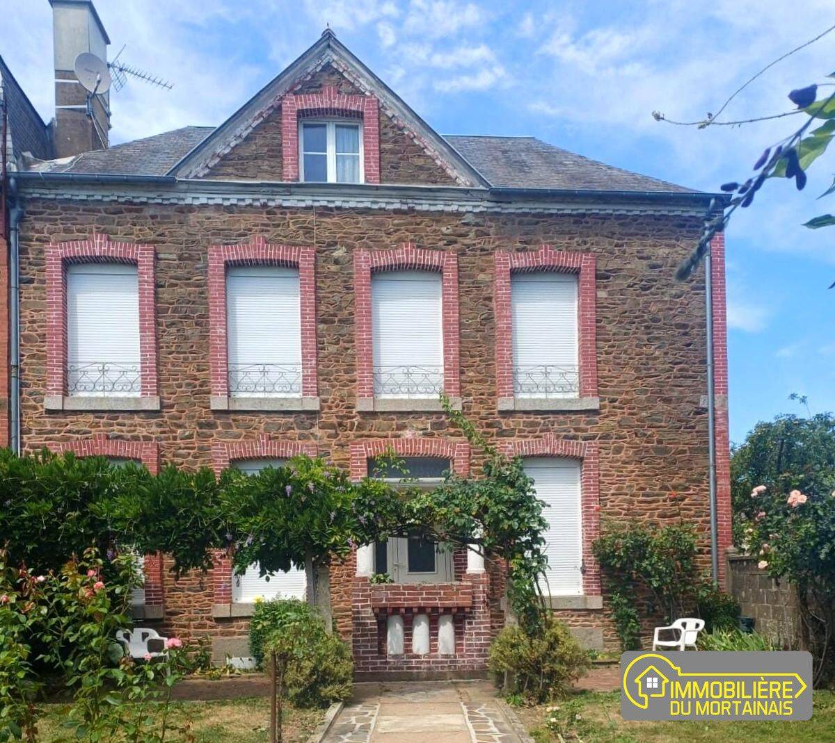 Maison 6 pièces 112 m² · à Saint-Hilaire-du-Harcouët · 111,6 m² · 213 800 €