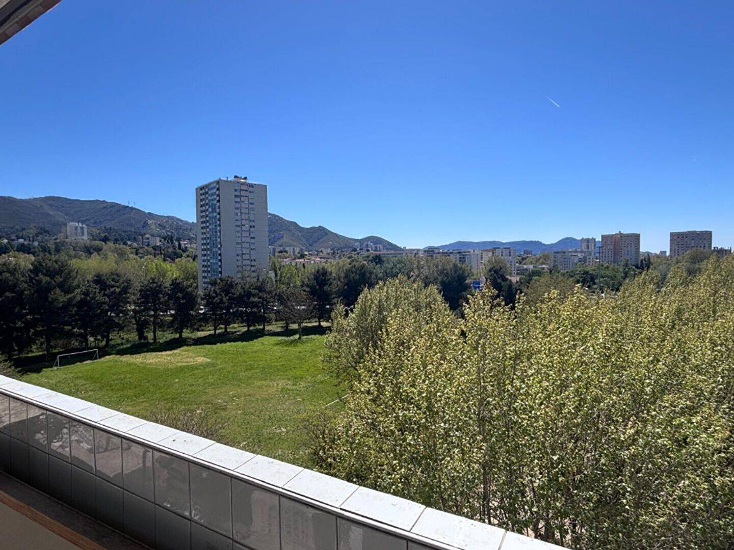 Appartement 5 pièces 83 m² · à Marseille 11ème Arrondissement · 82,6 m² · 99 000 €