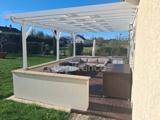 Maison de plain-pied à vendre 210 500 € 5 pièces 3 chambres 86 m² 1 803 m² de terrain Bléneau 89220