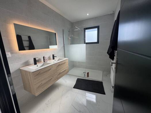 Maison à vendre 265 000 € 4 pièces 3 chambres 98 m² Pineuilh 33220